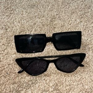 2 pairs of sunglasses